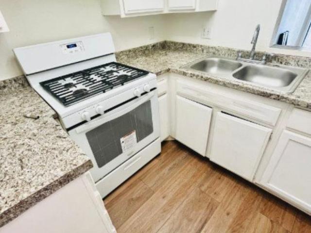 Condo for rent in Santa Ana, California