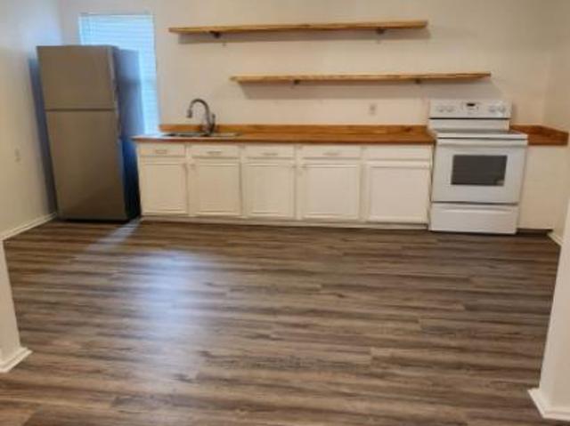 Condo for rent in Orange