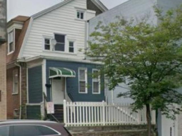 Condo for rent in Delco, Pennsylvania
