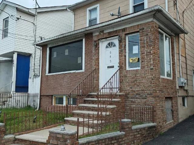 Condo for rent in Roselle, New Jersey