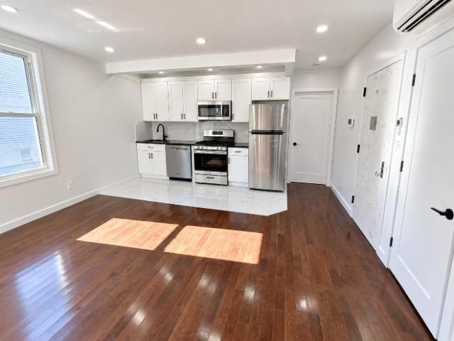 Condo for rent in Newark, New Jersey