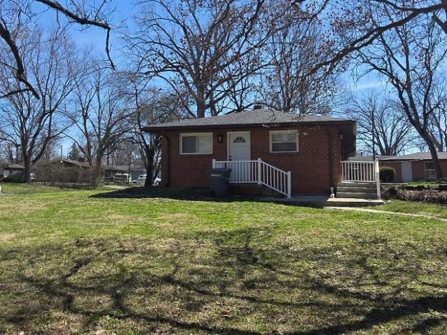 Condo for rent in Camby, Indiana