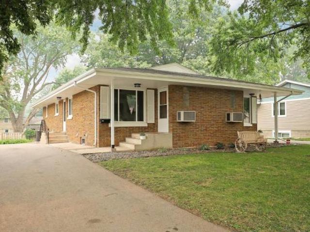 Condo for rent in Hopkins, Hennepin County