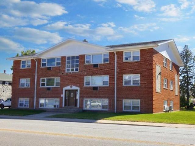 Condo for rent in Lyons, Illinois