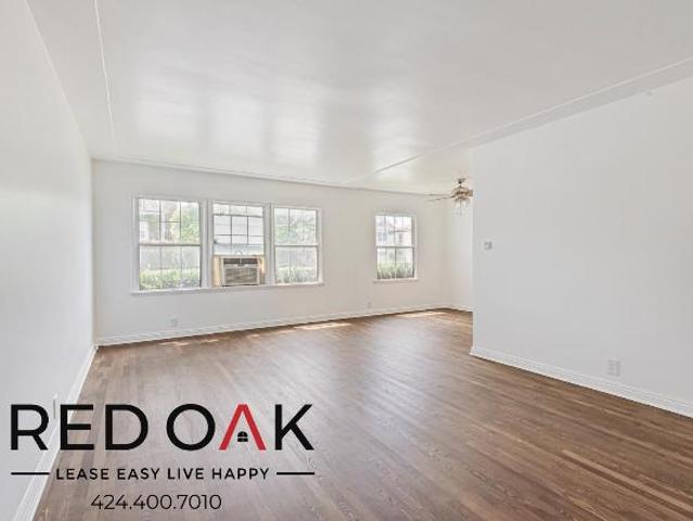 Condo for rent in Beverly Hills