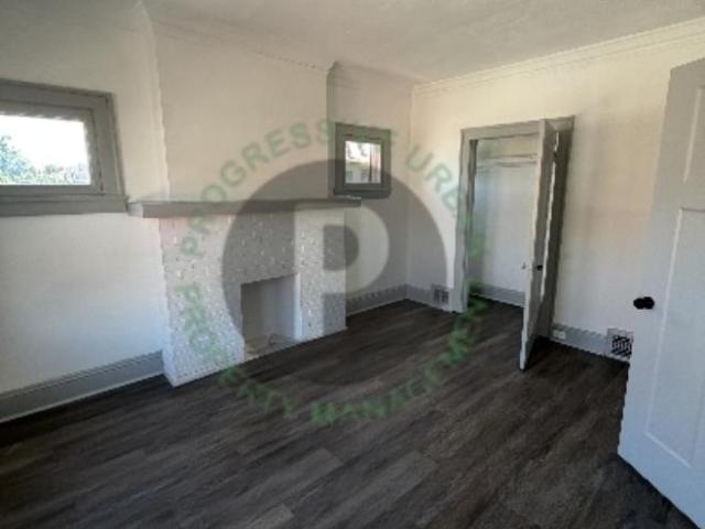 House for rent in Lakewood, Ohio
