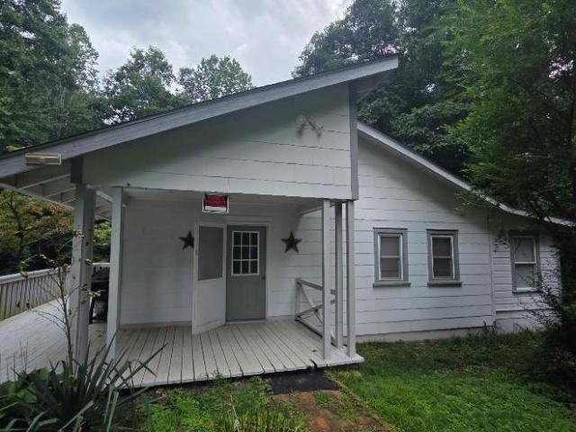 House for rent in East Flat Rock, North Carolina