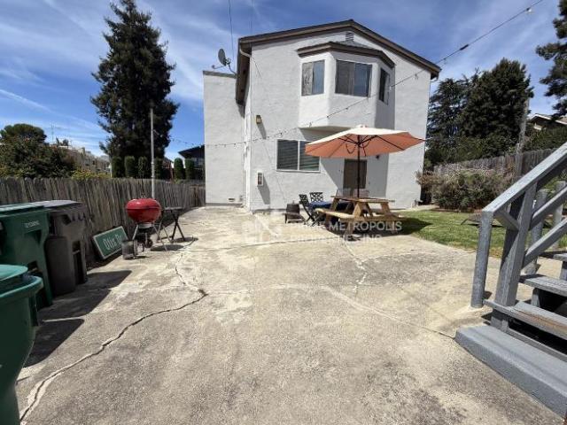 House for rent in Cleveland Heights, Oakland