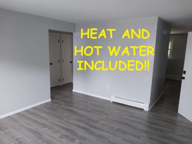 Townhouse for rent in Bristol, Massachusetts