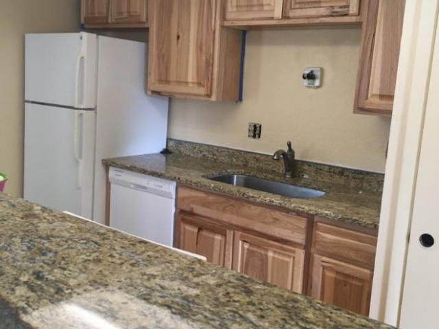 Townhouse for rent in Golden