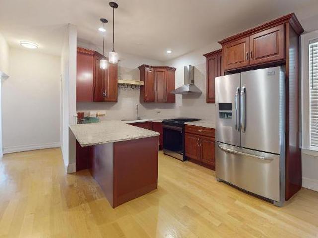 Townhouse for rent in Boston, Massachusetts
