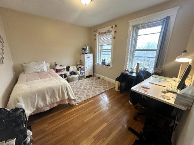 Townhouse for rent in Boston