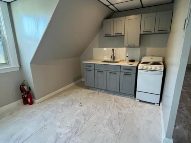 Townhouse for rent in East Orange Townhouse for rent in East Orange