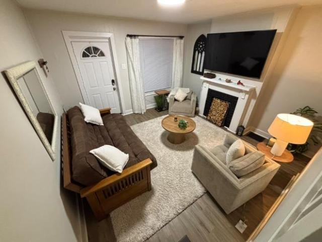 Townhouse for rent in Pittsburg, Pennsylvania
