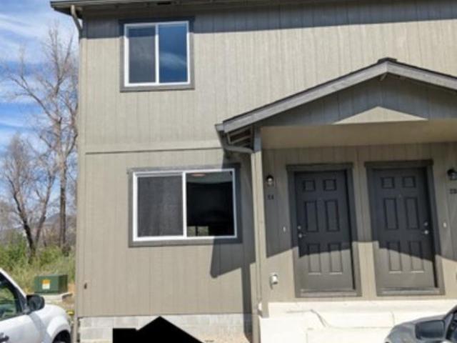 Townhouse for rent in Oregonia