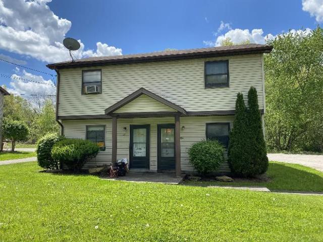 Townhouse for rent in Youngstown