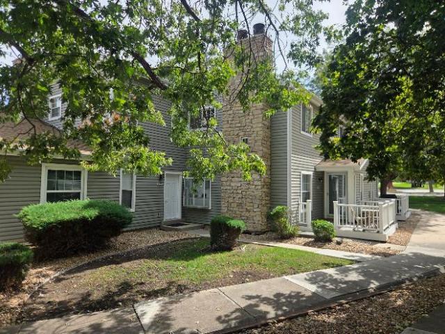 Townhouse for rent in California