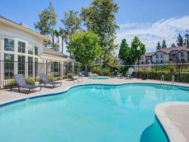 Apartment for rent in Foothill Ranch, California