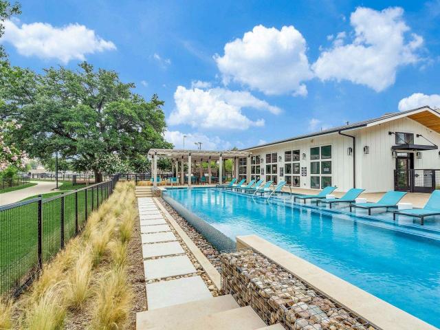 Apartment for rent in Farmers Branch, Texas