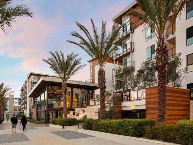 Apartment for rent in Marina Del Rey, California
