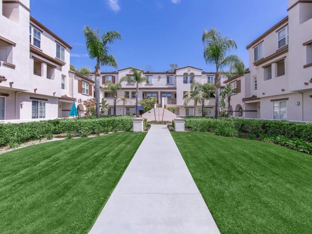 Apartment for rent in Ladera Ranch, California