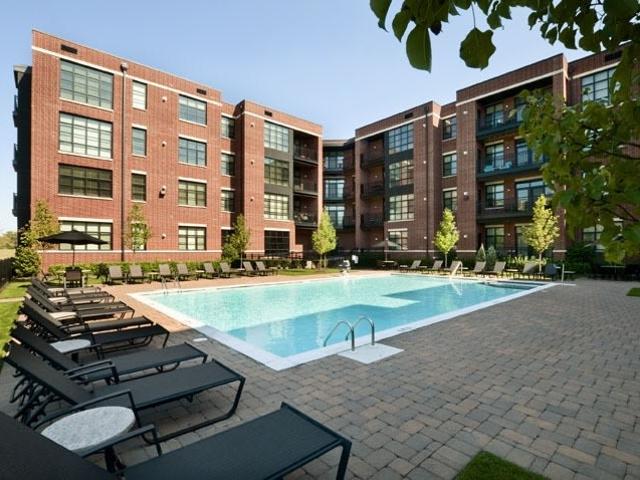 Apartment for rent in Englewood