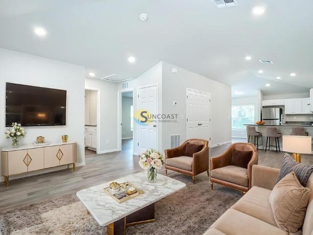 Apartment for rent in Englewood