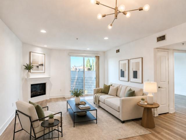 Apartment for rent in North Hollywood Neighborhood Council District, Canoga Park
