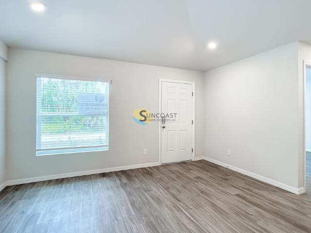 Apartment for rent in Englewood