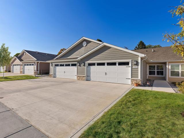 Apartment for rent in Hartland, Michigan