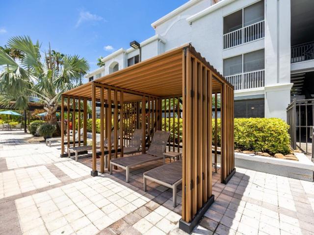 Apartment for rent in Crystal Beach, Florida