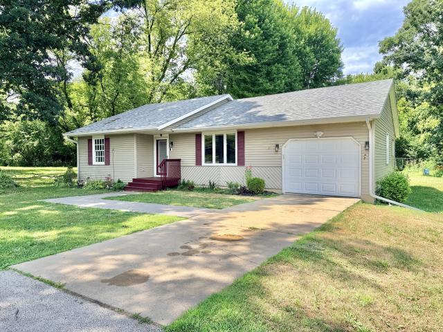 Apartment for rent in Poplar Grove, Illinois
