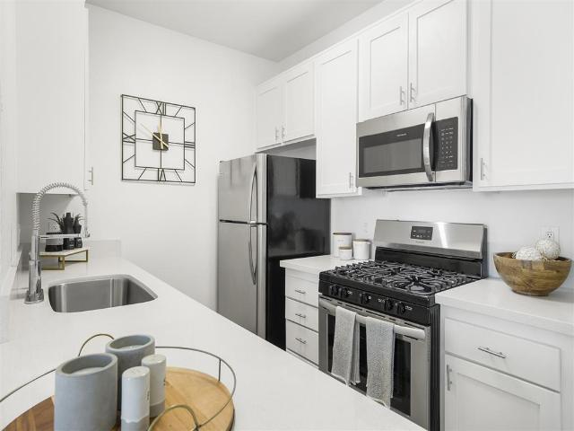 Apartment for rent in Paramount