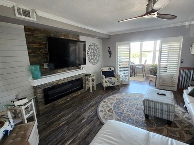 Apartment for rent in South Pasadena, Florida