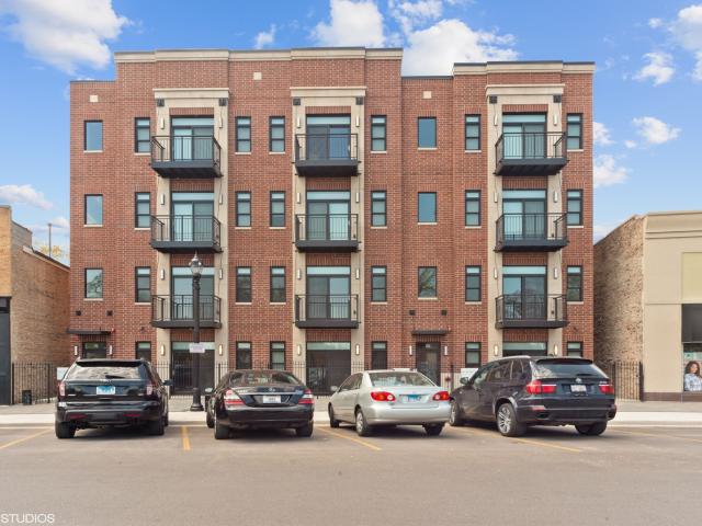 Apartment for rent in Elmwood Park, Illinois