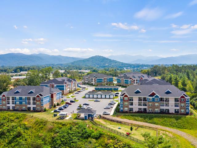 Apartment for rent in Weaverville