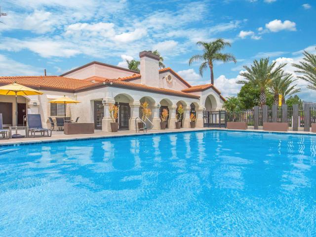 Apartment for rent in Covina, California