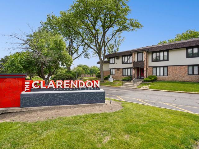 Apartment for rent in Clarendon Hills, Illinois