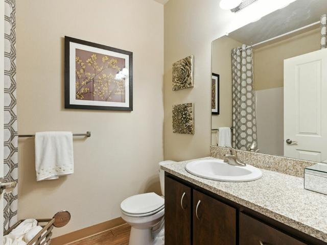 Apartment for rent in Burton, Vancouver