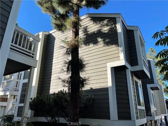 Apartment for rent in Costa Mesa, California