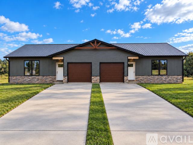 Apartment for rent in Oak Grove, White Pine