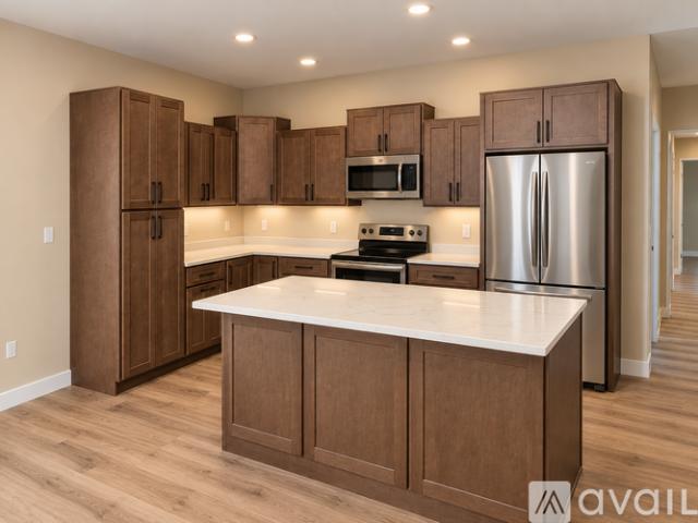 Apartment for rent in Oak Grove, White Pine
