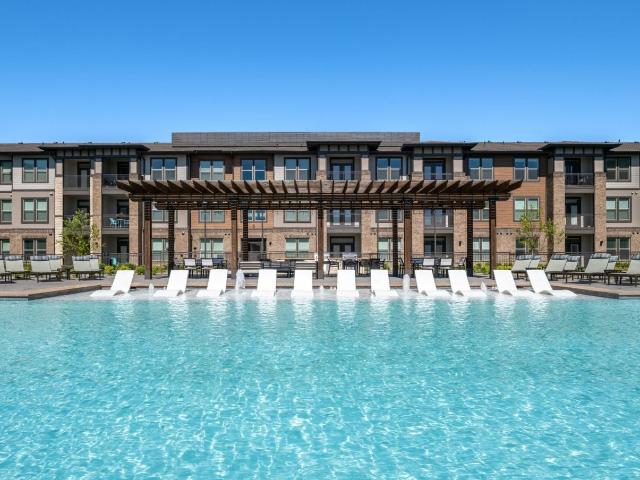 Apartment for rent in Aubrey Apartment for rent in Aubrey