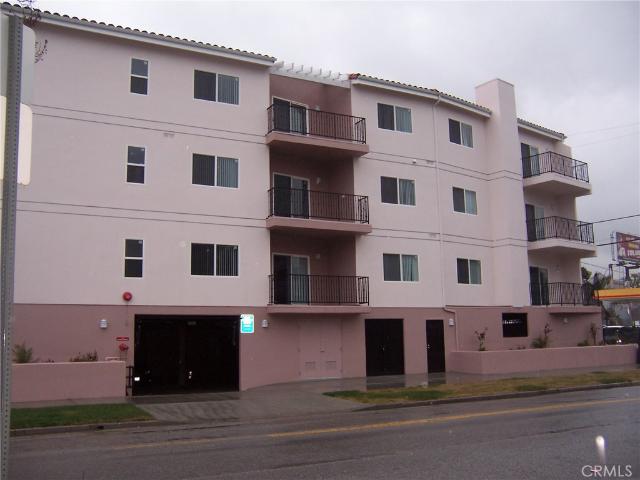 Apartment for rent in Sherman Oaks Neighborhood Council District, Canoga Park