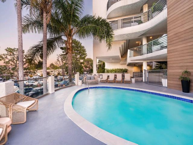 Apartment for rent in Sherman Oaks Neighborhood Council District, Canoga Park
