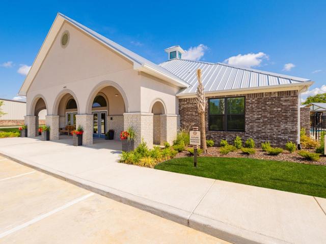 Apartment for rent in D Iberville, Mississippi