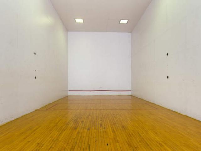 Apartment for rent in Dearborn