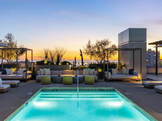 Apartment for rent in Santa Monica, California