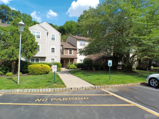 Apartment for rent in Dayton, New Jersey
