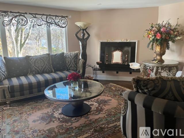 Apartment for rent in Auburndale, Massachusetts